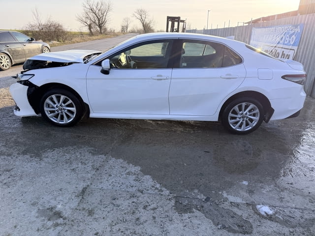 Toyota Camry 2.5 Hybrid AXVH71, двигател A25A-FXS, 218 кс., автоматик, 34 000 км., 2023 г, Тойота Ка - снимка 4