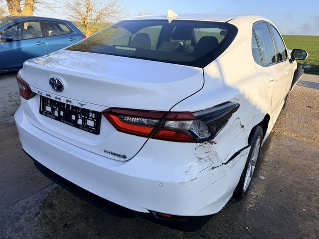 Toyota Camry 2.5 Hybrid AXVH71, двигател A25A-FXS, 218 кс., автоматик, 34 000 км., 2023 г, Тойота Ка - снимка 6