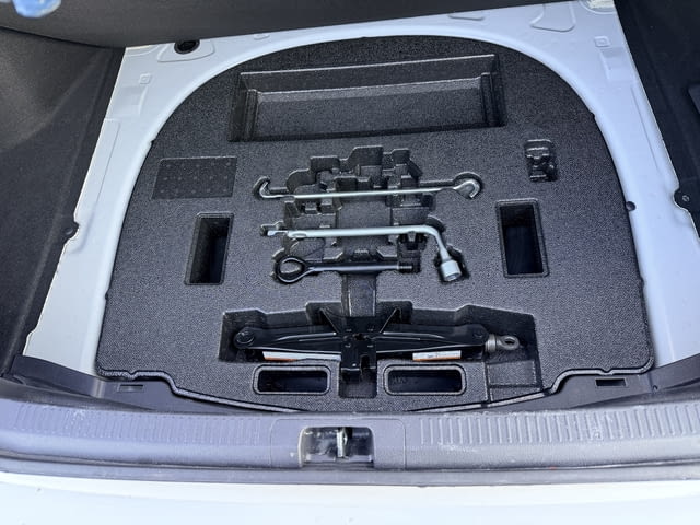 Toyota Camry 2.5 Hybrid AXVH71, двигател A25A-FXS, 218 кс., автоматик, 34 000 км., 2023 г, Тойота Ка - снимка 9