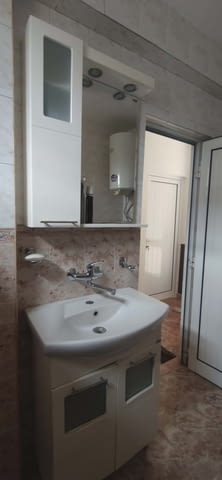 Продаваме триетажна къща в гр. Пловдив 3-етажна, Тухла, 505 м2 - град Пловдив | Къщи / Вили - снимка 12