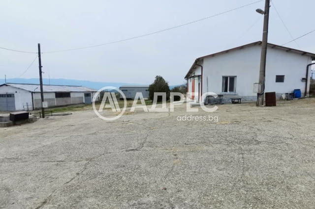 Нов склад 200 кв.м под наем - с. Склаве, на 3 км от автомагистрала Струма - снимка 12