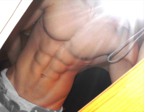 Надарен съм с 20 см кур и е доста дебел Еротични масажи, Маструбация, Повече от едно свършване, Свършване в устата, Тройка с мен и моя приятел, Френска любов без кондом, Атлетично, Кестенява - град Пловдив | Мъж търси Мъж