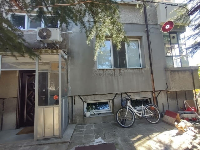 Продавам етаж от къща в град Първомай 2-етажна, Тухла, 90 м2 - град Първомай | Къщи / Вили - снимка 2