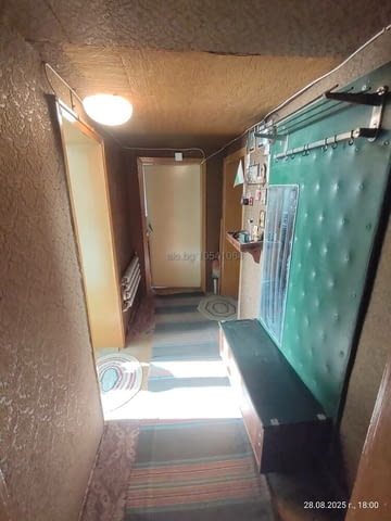 Продавам етаж от къща в град Първомай 2-етажна, Тухла, 90 м2 - град Първомай | Къщи / Вили - снимка 8