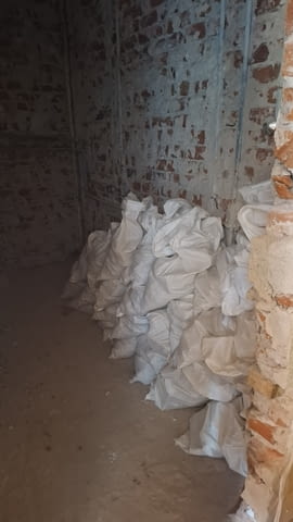 Кърти чисти извозва 3 т, Работа през уикенд - Да - град София | Транспортни / Хамалски - снимка 1