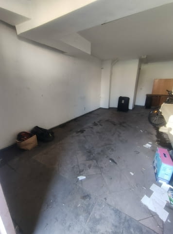 Даваме под наем гараж в кв. Каменица 1 Охраняем - Да, Подземен - Не, 1+ автомобила - Да - град Пловдив | Гаражи / Паркоместа - снимка 3