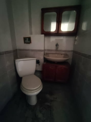 Даваме под наем гараж в кв. Каменица 1 Охраняем - Да, Подземен - Не, 1+ автомобила - Да - град Пловдив | Гаражи / Паркоместа - снимка 4