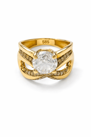 Златен пръстен - 4.20гр., град Велико Търново | Колиета / Синджири / Медальони - снимка 1