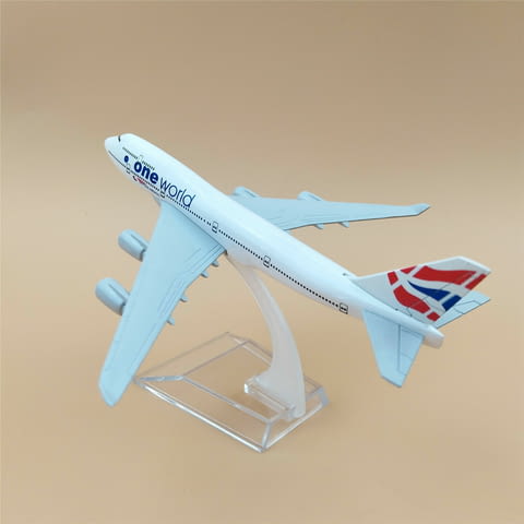 Boeing 747 самолет модел макет One World американски превоз пътници черна кутия пилот диспечер полет - снимка 2
