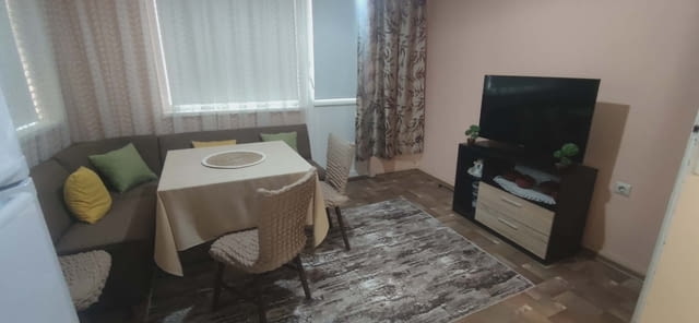 Даваме под наем 4-стаен апартамент в кв. Каменица 1, град Пловдив | Апартаменти - снимка 1