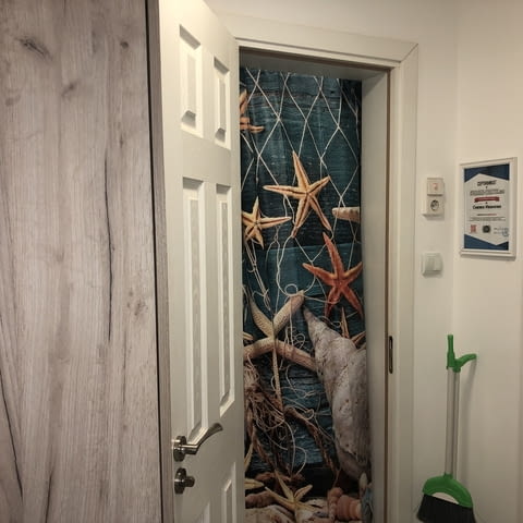 На море във Варна до Морската градина Детска площадка, Интернет, Климатик - град Варна | Почивка на Море - снимка 5