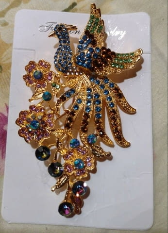 Брошка Паун лукс - град Монтана | Колиета / Синджири / Медальони - снимка 4