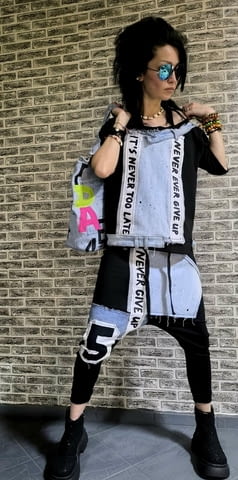 Страхотен дамски сет, дънки потури и блуза с деним!, град Троян | Дамски Дрехи - снимка 1