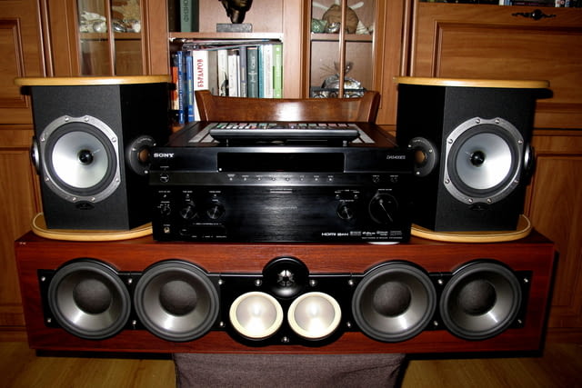 Домашно кино – High End - Monitor Audio, Paradigm, Sony ES, град Пловдив | Плейъри / Домашно Кино - снимка 1