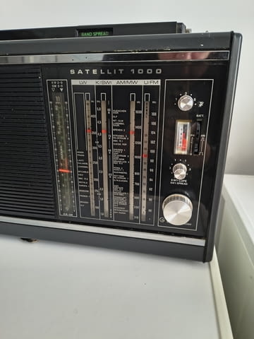 Винтидж радио Grundig Satellit 1000 Аналогов - град Варна | Приемници / Антени - снимка 3