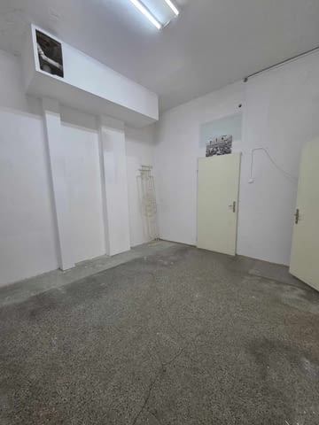 Даваме под наем търговско помещение в кв. Каменица 1 1-стаен, 70 м2, Тухла - град Пловдив | Офиси - снимка 8