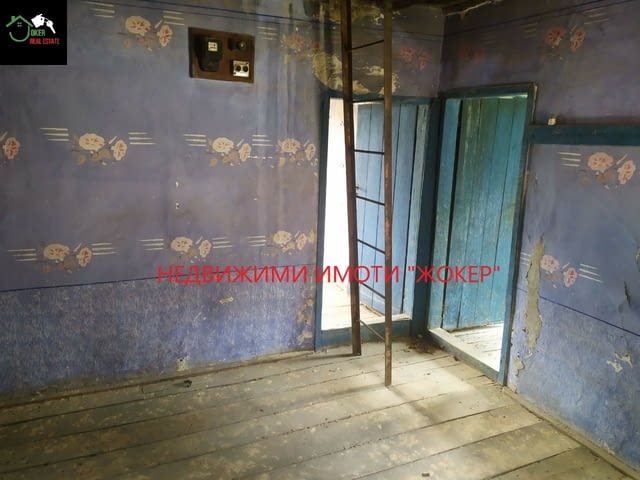 Къща с двор в село Войнежа 2-етажна, Гредоред, 122 м2 - село Войнежа | Къщи / Вили - снимка 4