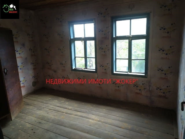 Къща с двор в село Войнежа 2-етажна, Гредоред, 122 м2 - село Войнежа | Къщи / Вили - снимка 7