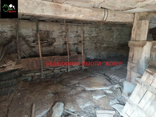 Къща с двор в село Войнежа 2-етажна, Гредоред, 122 м2 - село Войнежа | Къщи / Вили - снимка 10