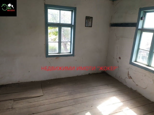 Къща с двор в село Войнежа 2-етажна, Гредоред, 122 м2 - село Войнежа | Къщи / Вили - снимка 11