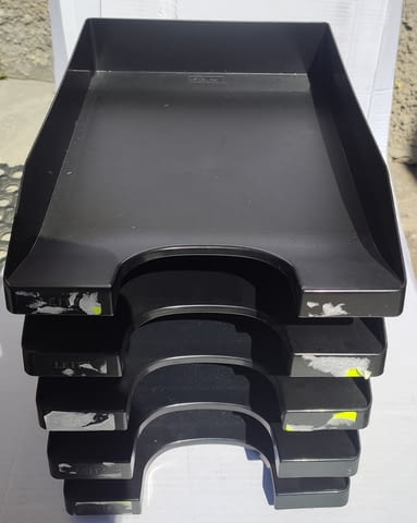 Продавам супер изгодно тавички (хоризонтални поставки) за документи - снимка 1