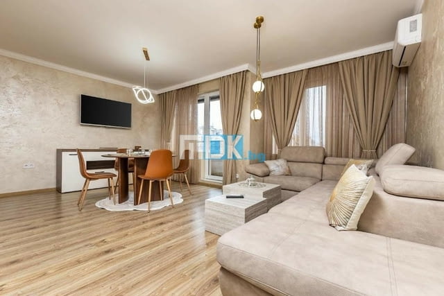 Луксозен 2-стаен с паркомясто и зарядна станция 78 м2, Тухла, Асансьор, С гараж - град Пловдив | Апартаменти - снимка 3