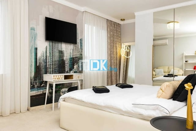 Луксозен 2-стаен с паркомясто и зарядна станция 78 м2, Тухла, Асансьор, С гараж - град Пловдив | Апартаменти - снимка 11