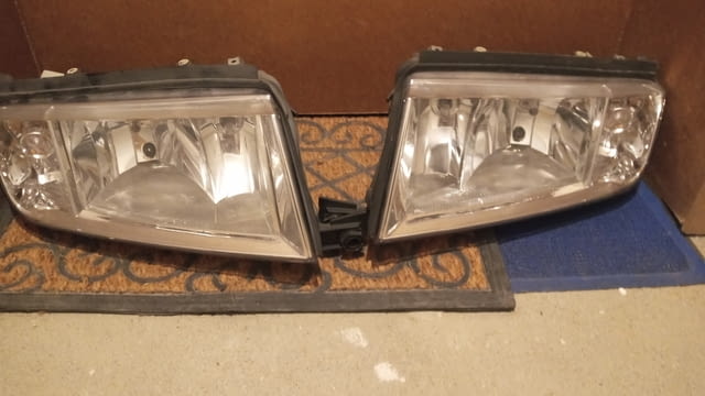 Комплект фарове за Шкода фабия 1 - град Пловдив | Автомобили / Джипове - снимка 4