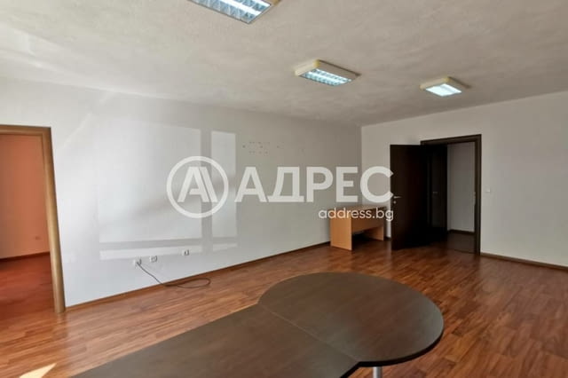 Офис под наем в идеалния център на гр. Сандански 2-стаен, 63 м2, Тухла - град Сандански | Офиси - снимка 2