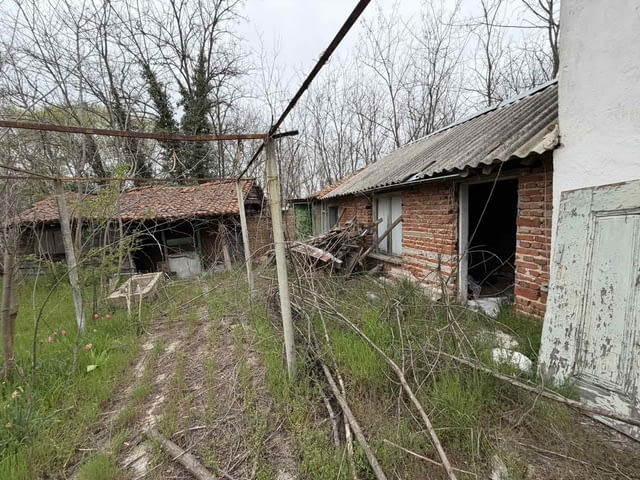 Къща в село Стрелци с Два двора 2-floor, Girder, 129 m2 - village Strеltsi | Houses & Villas - снимка 3