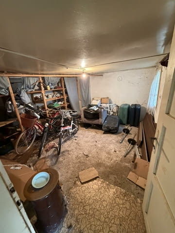 Къща в село Стрелци с Два двора 2-floor, Girder, 129 m2 - village Strеltsi | Houses & Villas - снимка 12