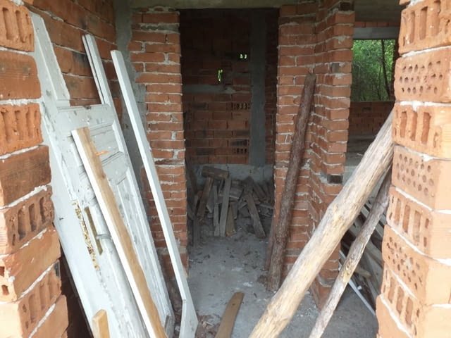 Триетажна къща в с. Книжовник, обл. Хасково, village Knizhovnik | Houses & Villas - снимка 2