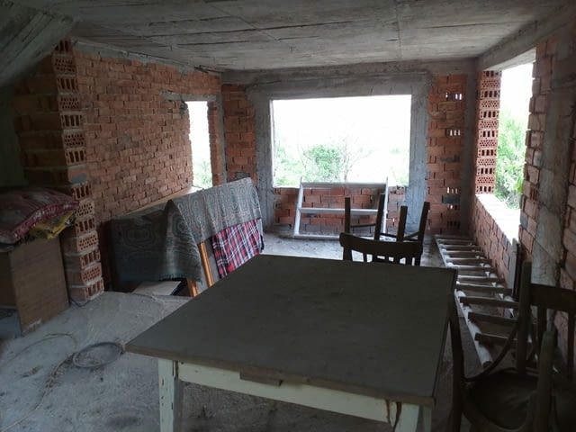 Триетажна къща в с. Книжовник, обл. Хасково, village Knizhovnik | Houses & Villas - снимка 11