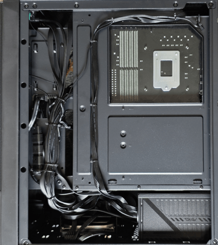 Продавам Геймърски компютър i7/GTX 1660 Super/32GB RAM/512GB SSD/1TB HDD/500W НОВО ЗАХРАНВАНЕ - снимка 7