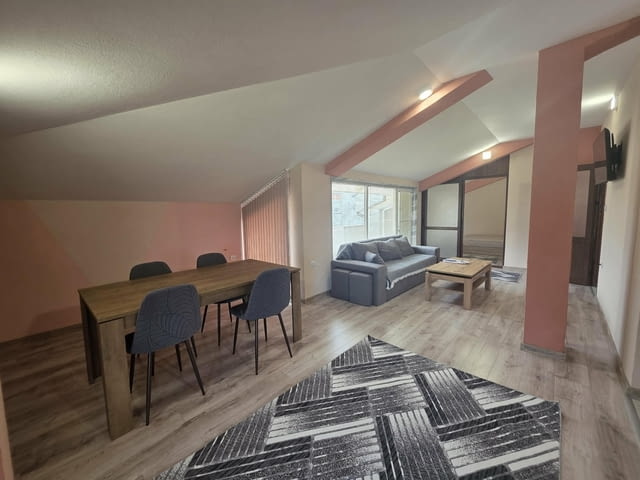 Просторен апартамент с три спални в кв.Каменни, гр. Хасково, city of Haskovo - снимка 2