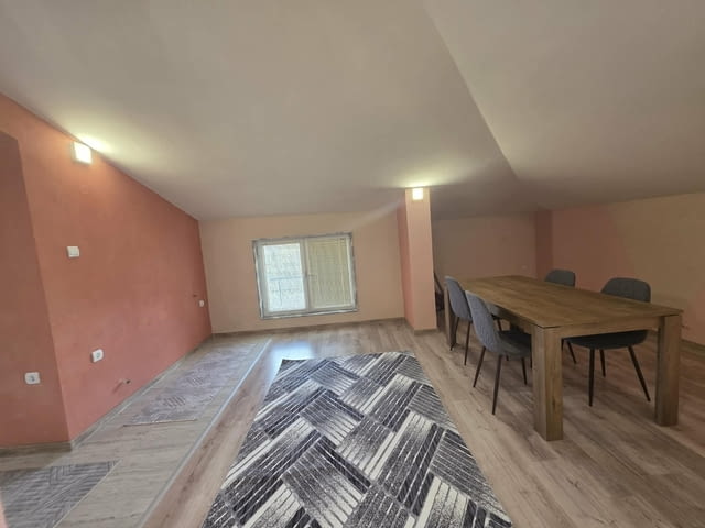 Просторен апартамент с три спални в кв.Каменни, гр. Хасково, city of Haskovo - снимка 3