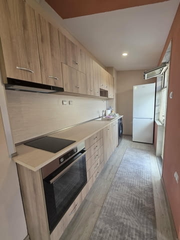 Просторен апартамент с три спални в кв.Каменни, гр. Хасково, city of Haskovo - снимка 4