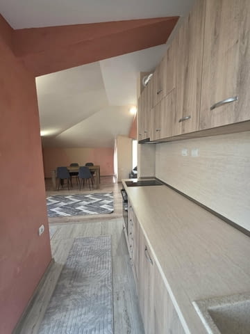 Просторен апартамент с три спални в кв.Каменни, гр. Хасково, city of Haskovo - снимка 5