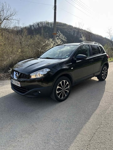 Nissan Qashqai 1.6dci TEKNA 130к.с. Дизел, Ръчна, Джип - град Троян | Автомобили / Джипове - снимка 4