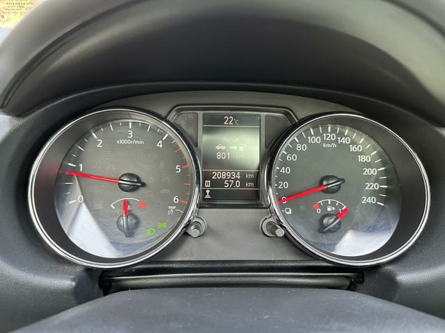 Nissan Qashqai 1.6dci TEKNA 130к.с. Дизел, Ръчна, Джип - град Троян | Автомобили / Джипове - снимка 9