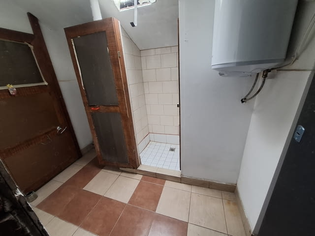 Самостоятелна Таванска стая под наем частно лице, град София | Стаи под Наем - снимка 7