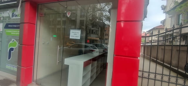 Даваме под наем търговско помещение в кв. Каменица 1 1-стаен, 25 м2, Тухла - град Пловдив | Офиси - снимка 1