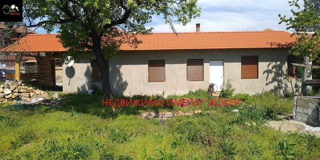 Къща с двор в село Балван 1-етажна, Тухла, 94 м2 - село Балван | Къщи / Вили - снимка 1
