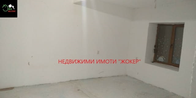 Къща с двор в село Балван 1-етажна, Тухла, 94 м2 - село Балван | Къщи / Вили - снимка 10