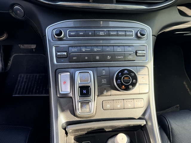 Hyundai Santa Fe 4 (TM) 2.2 CRDI HTRAC двигател D4HE 193 кс., автоматик 8-ст., 7 местен 69000 км., 2 - снимка 12