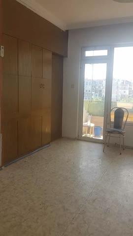 Даваме под наем 4-стаен апартамент в кв. Тракия 97 м2, Панел, Асансьор, С паркинг - град Пловдив | Апартаменти - снимка 5