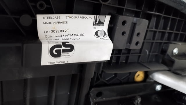 Офис столове Steelcase сиво и черно текстилна дамаска, city of Sofia | Chairs - снимка 9