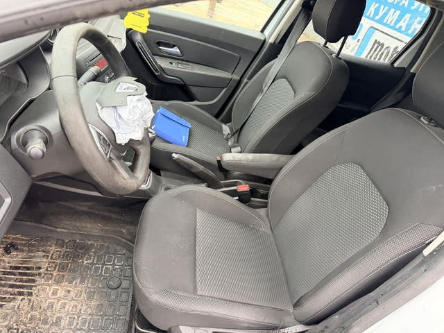 Dacia Duster 2, 1.6 Sce (HMMT), двигател H4M740, 115 кс., Бензин/Автогаз(LPG), 5 ск. скоростна кутия - снимка 9
