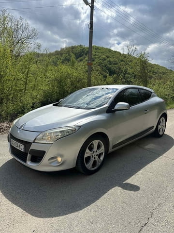 Renault Megane Cope 1.9dci 130к.с. Дизел, Ръчна, Купе - град Троян | Автомобили / Джипове - снимка 2