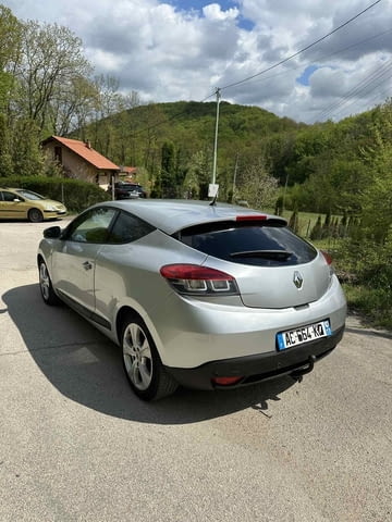 Renault Megane Cope 1.9dci 130к.с. Дизел, Ръчна, Купе - град Троян | Автомобили / Джипове - снимка 5